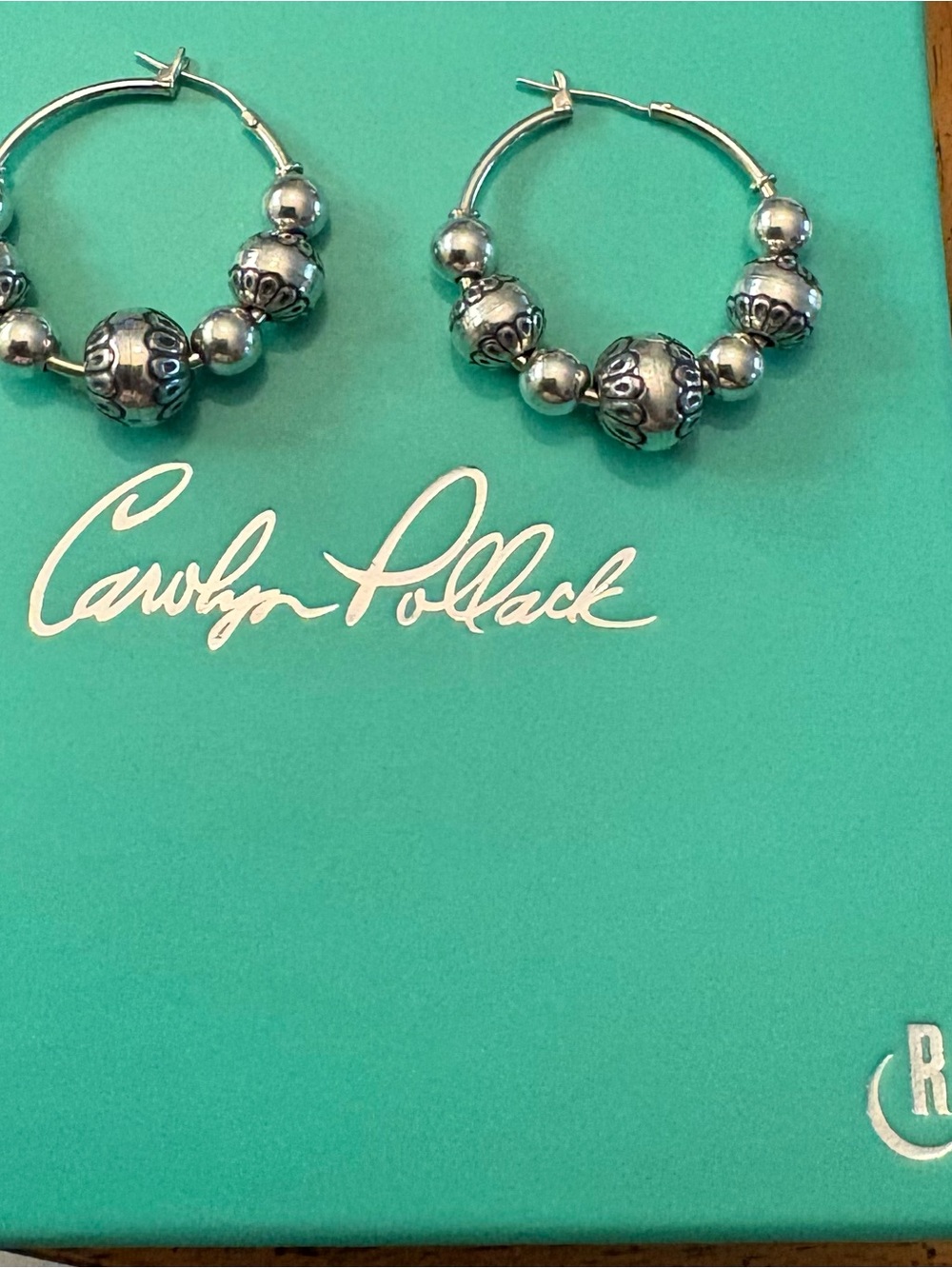 Carolyn Pollack Relois sterling hoop Earrings in mint condition